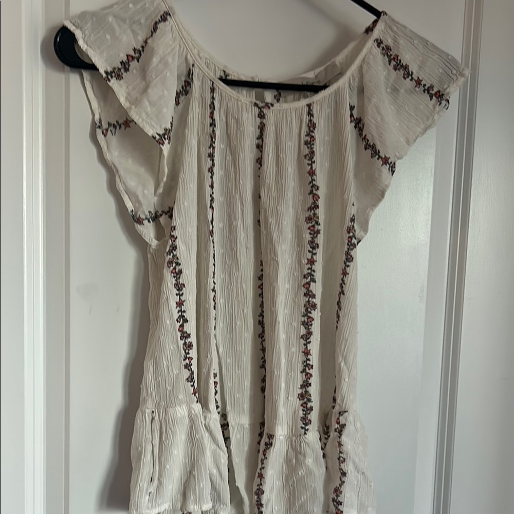 Floral Embroidered Cream Top